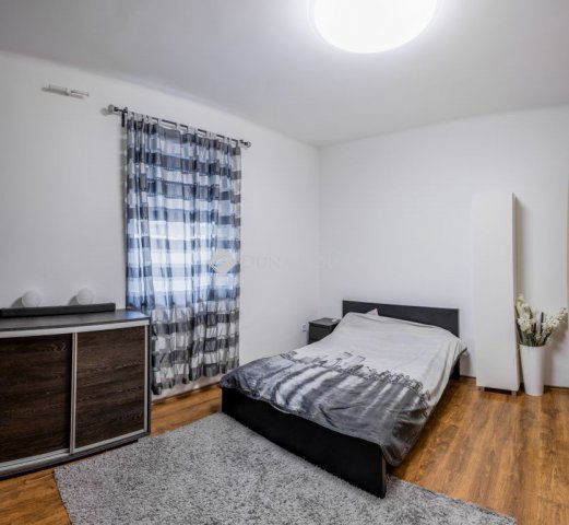 Eladó családi ház, Tatabányán, Petőfi Sándor utcában