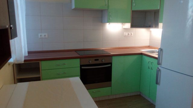 Kiadó téglalakás, albérlet, Miskolcon, Pozsonyi utcában