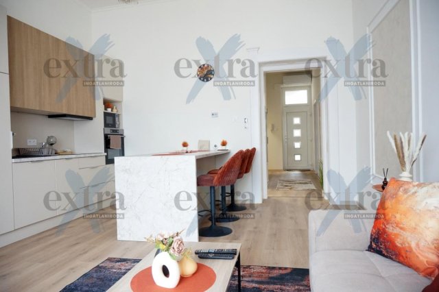 Kiadó téglalakás, albérlet, Szegeden 350 E Ft / hó, 3 szobás