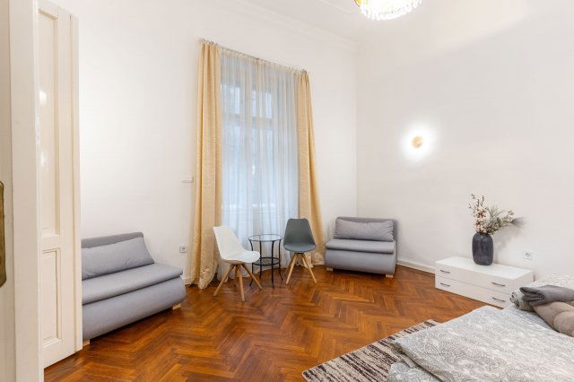 Eladó téglalakás, Budapesten, V. kerületben 109 M Ft, 3 szobás