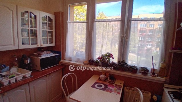 Eladó panellakás, Budaörsön 69.9 M Ft, 2 szobás