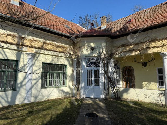 Eladó családi ház, Albertirsán 149.9 M Ft, 7 szobás