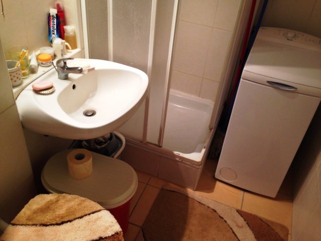 Kiadó panellakás, albérlet, Pécsett, Gosztonyi Gyula utcában