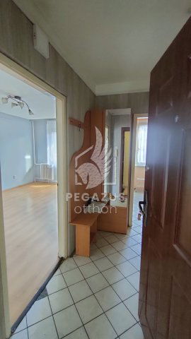 Kiadó panellakás, albérlet, Ózdon 60 E Ft / hó, 1+1 szobás