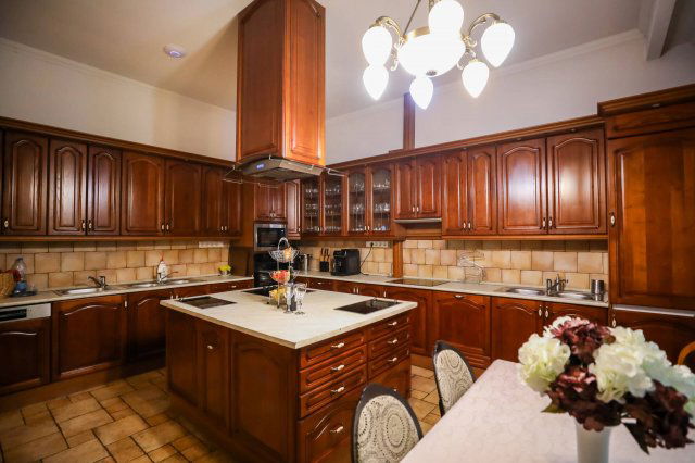 Eladó családi ház, Tornyospálcán 189 M Ft, 8 szobás