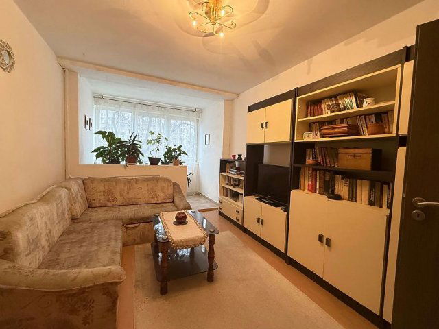 Eladó panellakás, Budapesten, III. kerületben 82.9 M Ft, 3 szobás