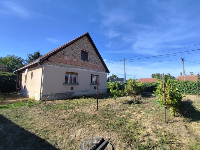 Eladó családi ház, Türjén 29.9 M Ft, 3 szobás