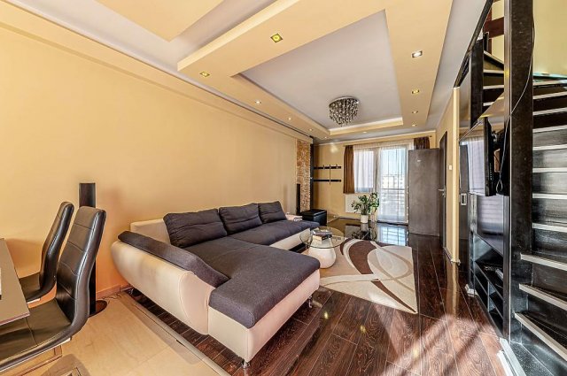 Eladó téglalakás, Budapesten, III. kerületben 112.9 M Ft