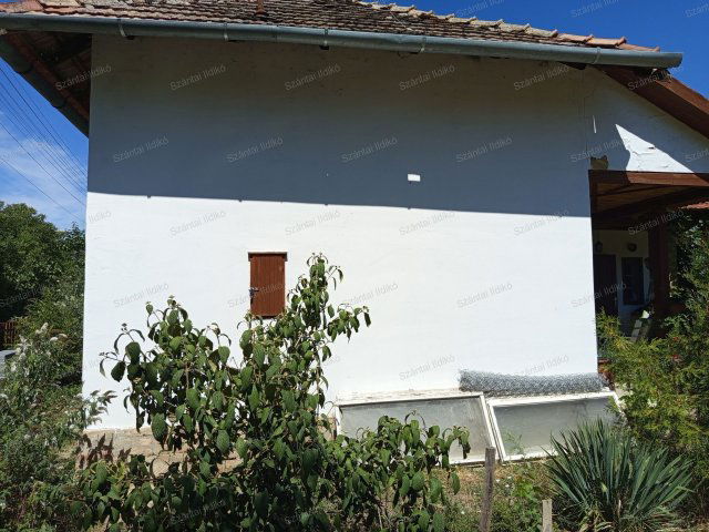 Eladó családi ház, Nagyréven 13.9 M Ft, 2 szobás