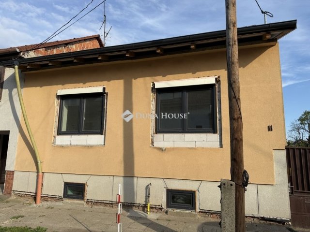 Eladó családi ház, Szombathelyen 84.9 M Ft, 3 szobás