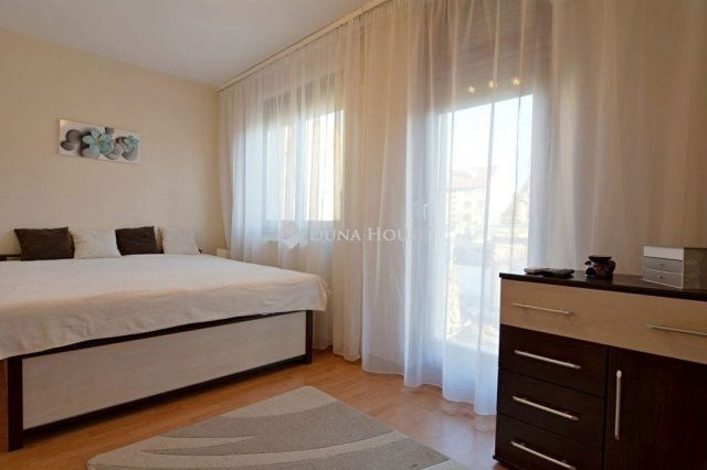 Eladó téglalakás, Kecskeméten 78.99 M Ft, 4 szobás