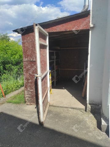 Eladó nyaraló, Szegeden 37.9 M Ft, 2 szobás