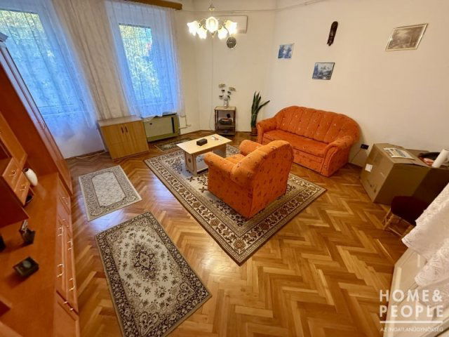Eladó téglalakás, Szegeden 44.99 M Ft, 2 szobás