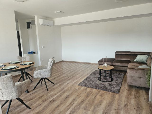 Eladó téglalakás, Budapesten, IV. kerületben, Ezred utcában