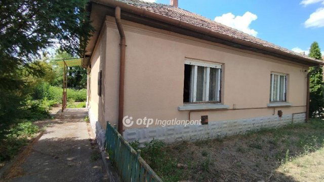 Eladó családi ház, Nagykátán 28.3 M Ft, 2+1 szobás