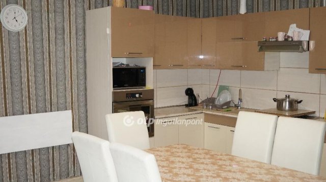 Eladó családi ház, Csányon 25 M Ft, 3 szobás