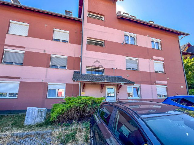 Eladó téglalakás, Szigetszentmiklóson, Petőfi utcában 59 M Ft