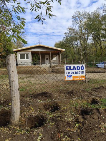 Eladó családi ház, Gödöllőn 44.8 M Ft, 2 szobás