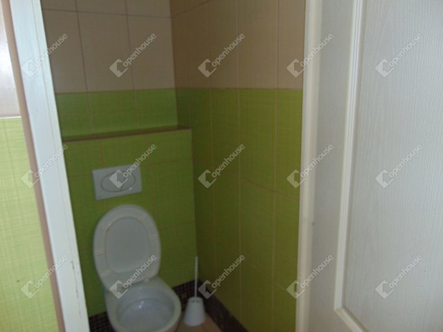 Kiadó üzlethelyiség, Miskolcon 1100 E Ft / hó, 5 szobás