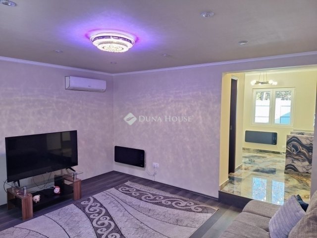 Eladó családi ház, Budapesten, XXI. kerületben 69.9 M Ft