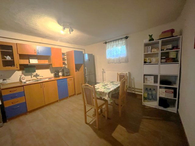 Eladó családi ház, Szakmáron 13.9 M Ft, 3+1 szobás