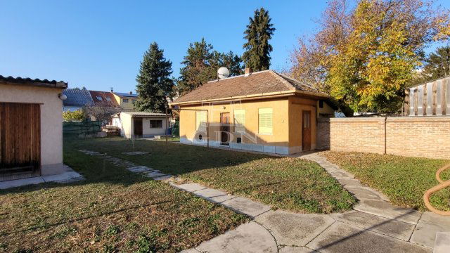 Kiadó családi ház, albérlet, Budapesten, IV. kerületben