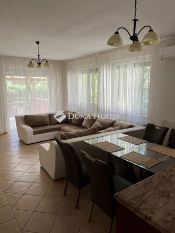 Eladó családi ház, Hajdúszoboszlón 100 M Ft, 6 szobás