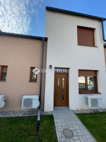 Kiadó családi ház, albérlet, Kecskeméten 400 E Ft / hó