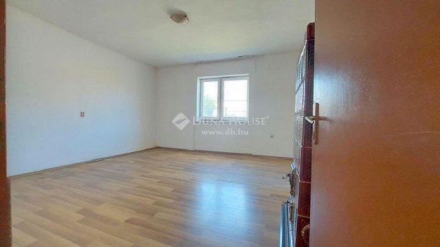 Eladó családi ház, Körmenden 22.9 M Ft, 2 szobás