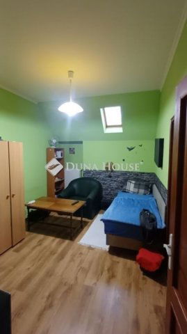 Eladó családi ház, Budapesten, XV. kerületben 159 M Ft, 6 szobás