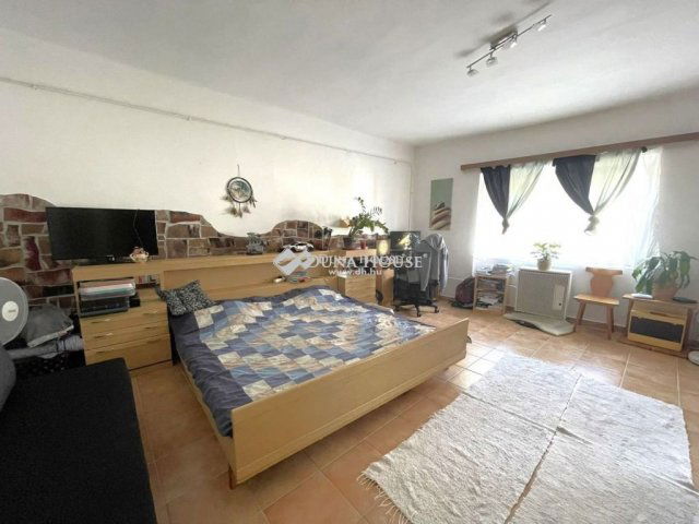 Eladó családi ház, Kecskeméten 84.99 M Ft, 5 szobás