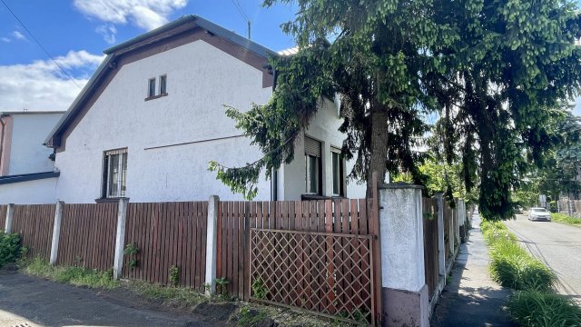 Eladó családi ház, Miskolcon 64 M Ft, 3 szobás