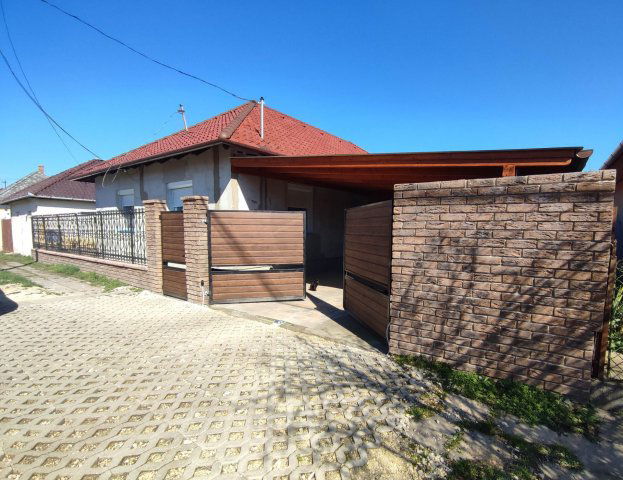 Eladó családi ház, Zsámbokon 55 M Ft, 4 szobás