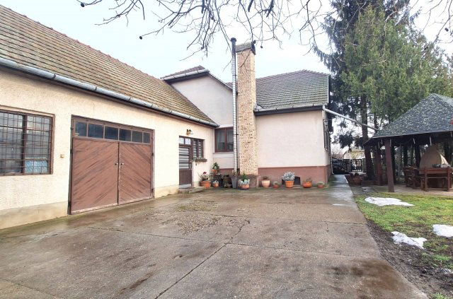 Eladó családi ház, Taktaharkányon 21.5 M Ft, 4 szobás