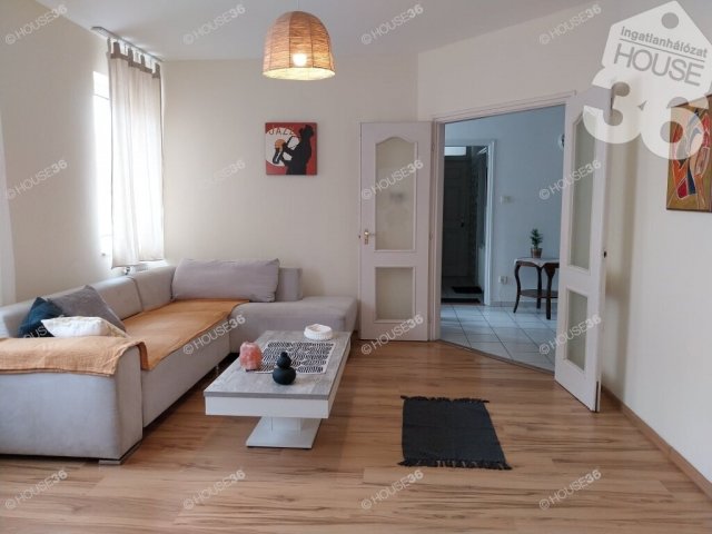 Eladó téglalakás, Kecskeméten 69.99 M Ft, 3 szobás