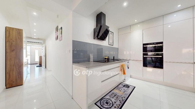 Eladó ikerház, Nyíregyházán 129 M Ft, 2+1 szobás