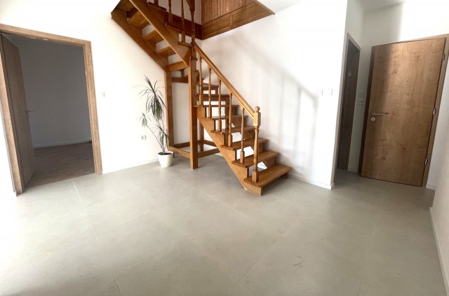 Eladó családi ház, Rákóczifalván 109 M Ft, 4 szobás