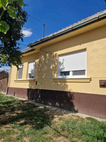 Eladó családi ház, Vácszentlászlón 37.9 M Ft, 3 szobás