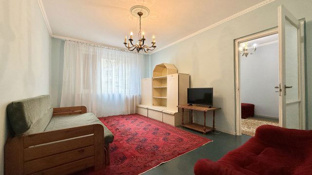 Kiadó panellakás, albérlet, Debrecenben 180 E Ft / hó, 2 szobás