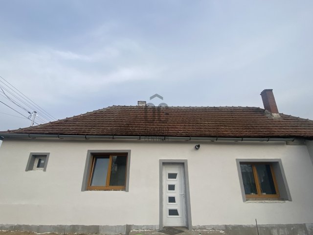 Eladó családi ház, Sárándon 39.9 M Ft, 3 szobás