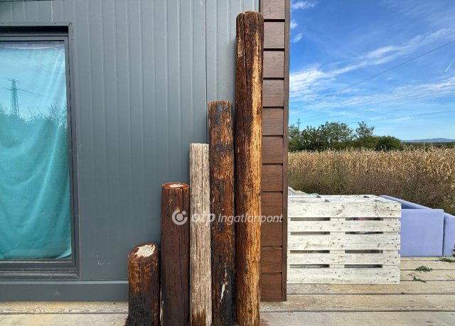 Eladó családi ház, Nagygyimóton 9.9 M Ft, 1 szobás