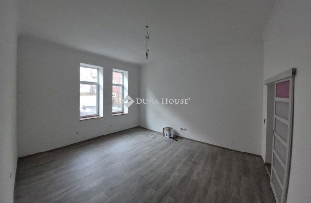 Eladó téglalakás, Budapesten, IV. kerületben 85 M Ft, 3 szobás