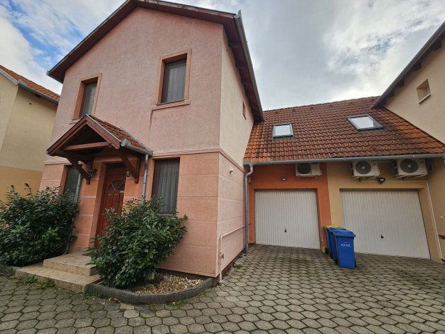 Eladó sorház, Debrecenben 119 M Ft, 5 szobás