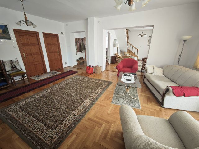 Eladó családi ház, Balatonalmádiban 109.9 M Ft, 4 szobás