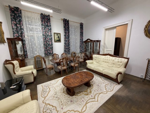 Kiadó téglalakás, albérlet, V. kerületben, Veres Pálné utcában