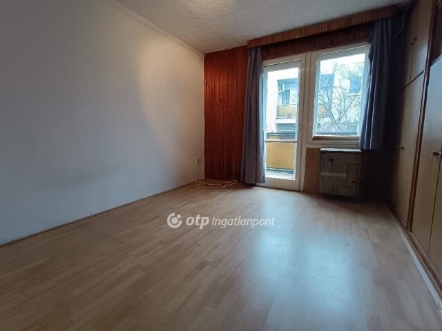 Eladó téglalakás, Budapesten, XI. kerületben 73.9 M Ft, 2 szobás