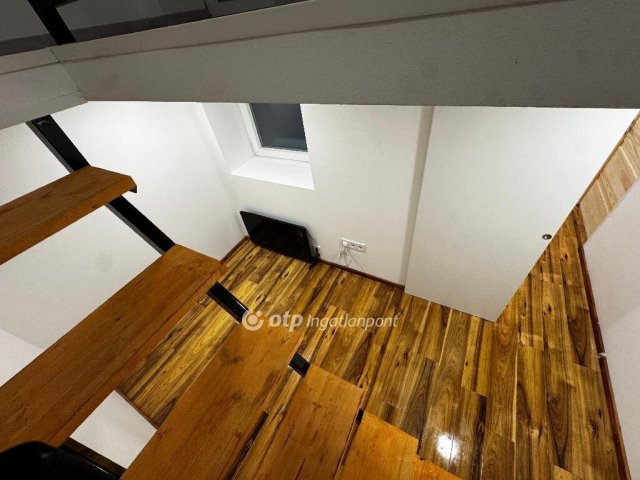 Eladó téglalakás, Budapesten, VIII. kerületben 35.6 M Ft