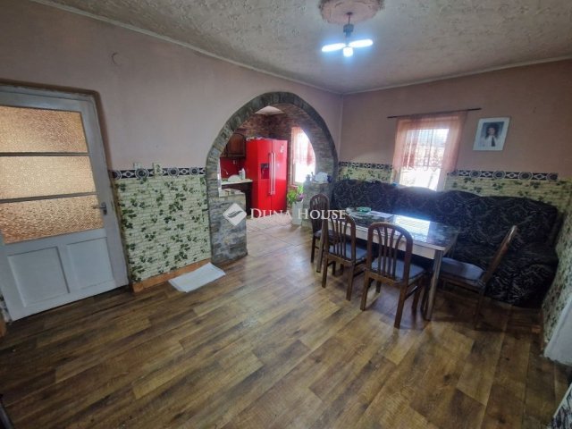 Eladó családi ház, Bátmonostoron 12.999 M Ft, 4 szobás