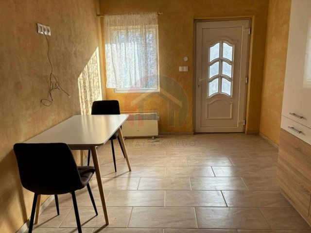 Eladó családi ház, Ágfalván 45.9 M Ft, 1 szobás