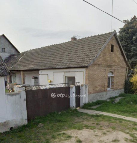 Eladó családi ház, Dunaegyházán 12.5 M Ft, 2 szobás